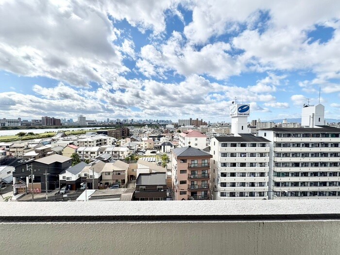 物件内観写真21　(室内からの展望)