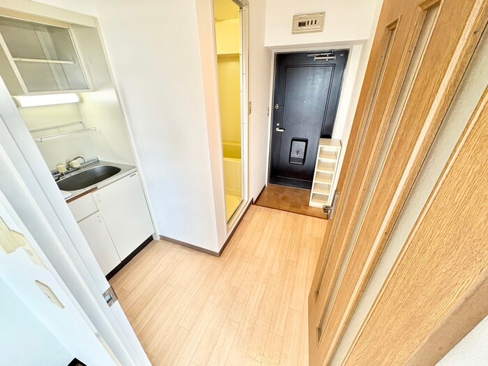 物件内観写真22　(廊下)