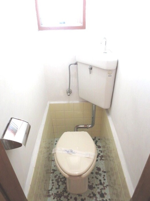 物件内観写真15　(トイレ)