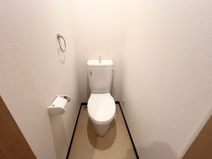 物件内観写真11　(トイレ)