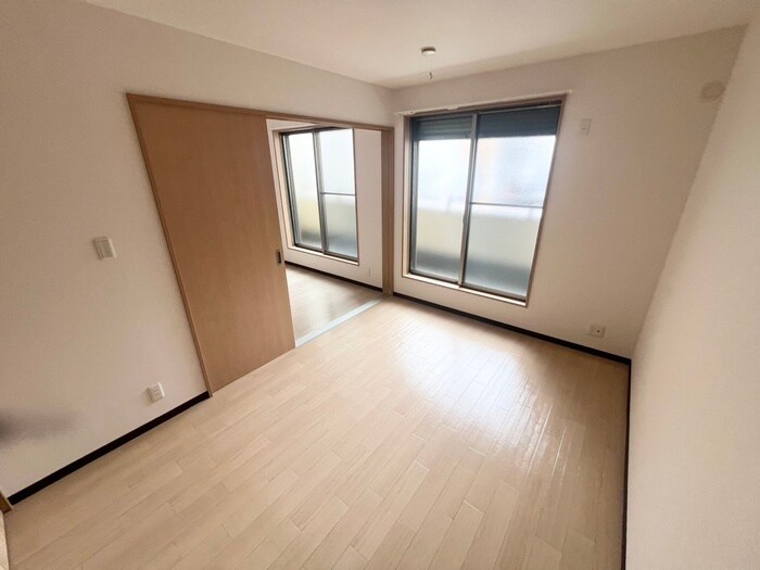 物件内観写真18　(居室)