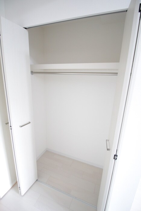 物件内観写真15　(収納)