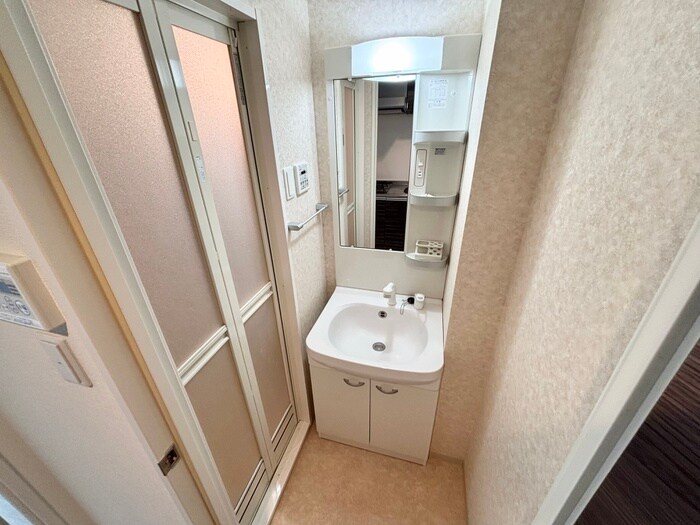 物件内観写真15　(洗面)