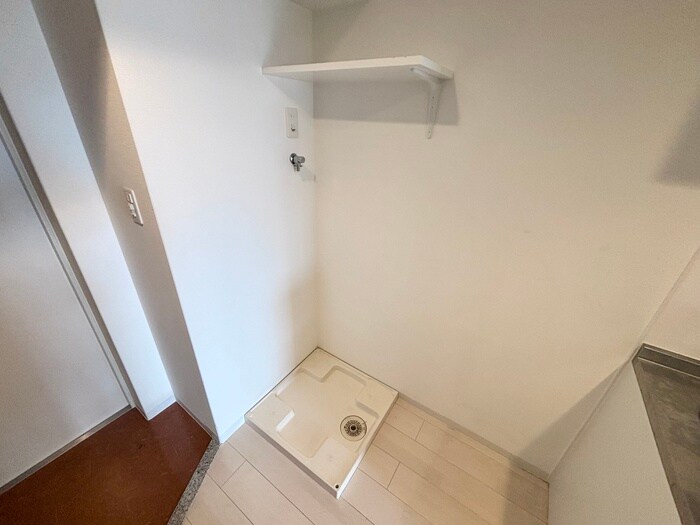 物件内観写真21　(洗濯機置場)