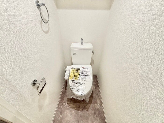 物件内観写真11　(トイレ)