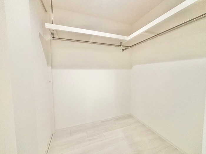 物件内観写真13　(収納)