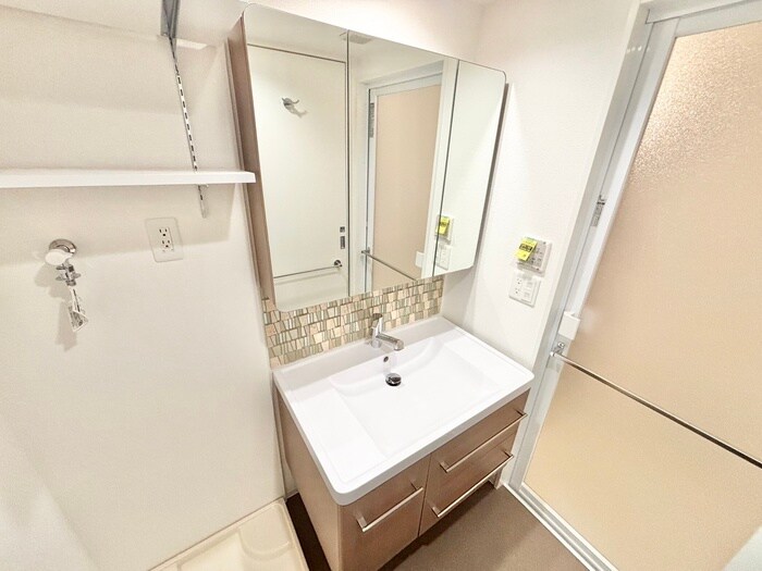 物件内観写真15　(洗面)