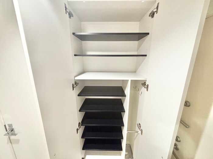 物件内観写真18　(靴箱)