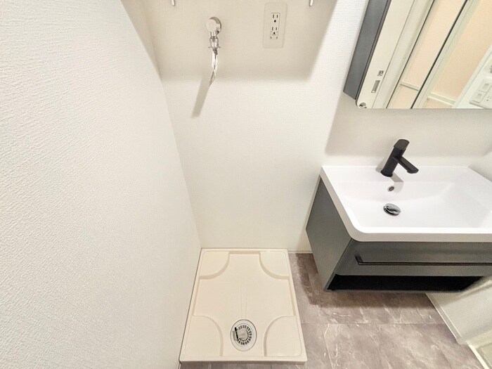 物件内観写真20　(洗濯機置場)