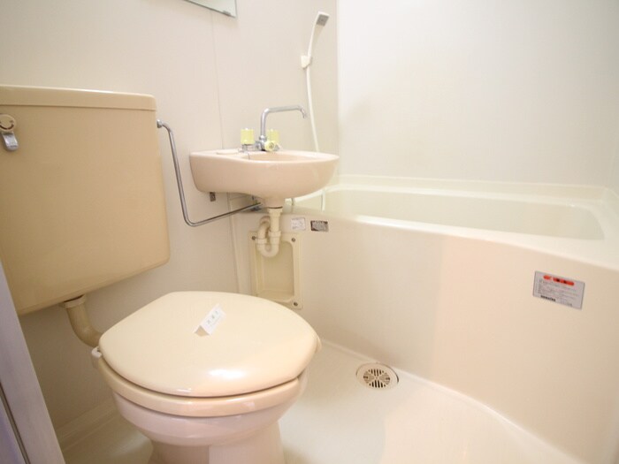 物件内観写真12　(バス／シャワールーム等)