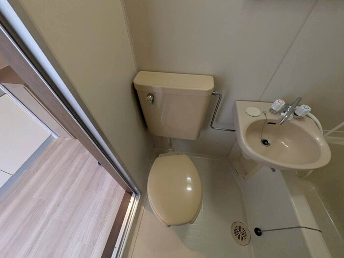 物件内観写真14　(トイレ)