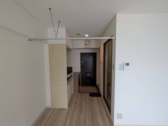 物件内観写真17　(玄関)