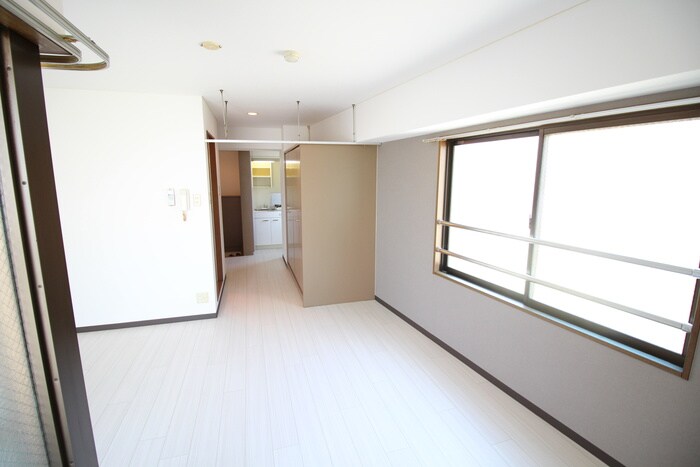 物件内観写真19　(居室)