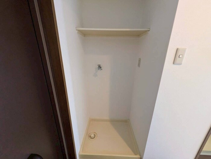 物件内観写真20　(洗濯機置場)