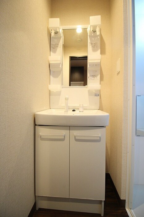 物件内観写真13　(洗面)