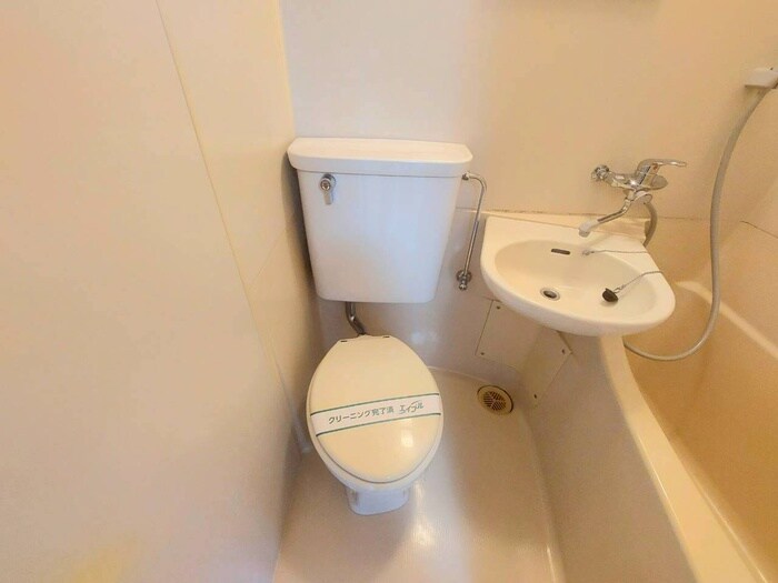 物件内観写真11　(トイレ)