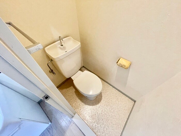 物件内観写真10　(トイレ)