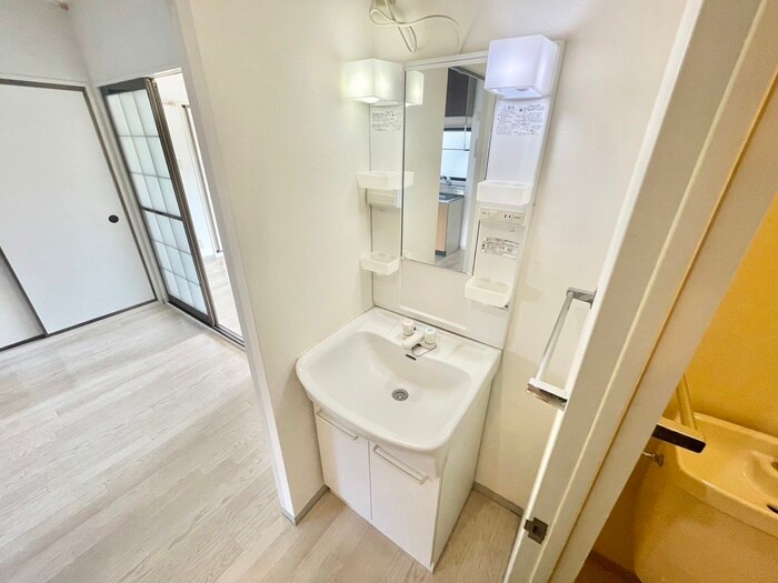 物件内観写真11　(洗面)