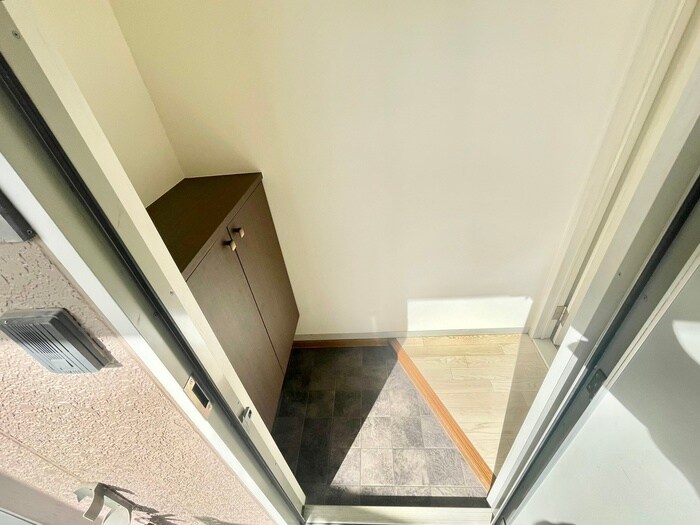 物件内観写真20　(玄関)