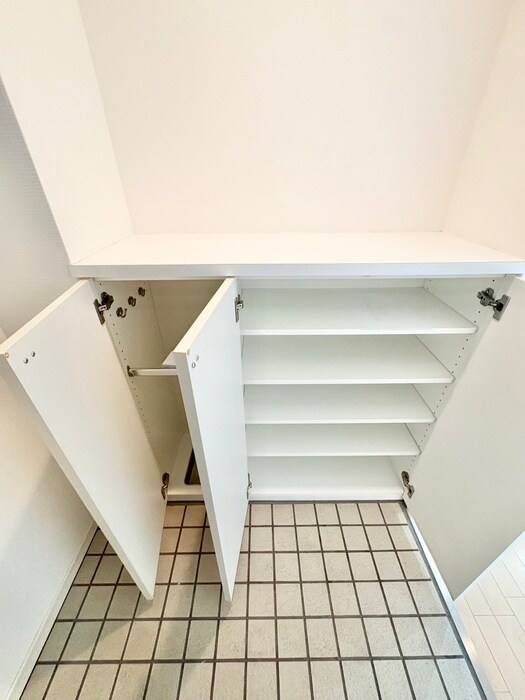 物件内観写真14　(靴箱)