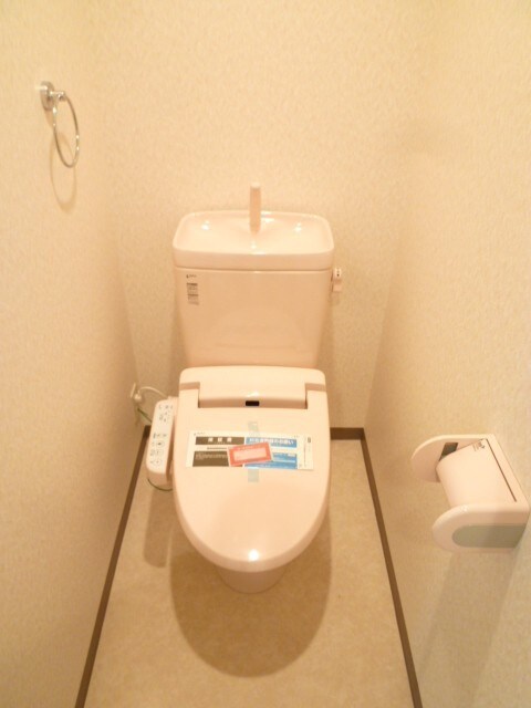 物件内観写真15　(トイレ)