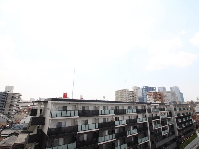 物件内観写真16　(室内からの展望)