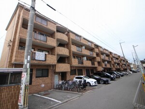 アヴィタション岡町外観写真