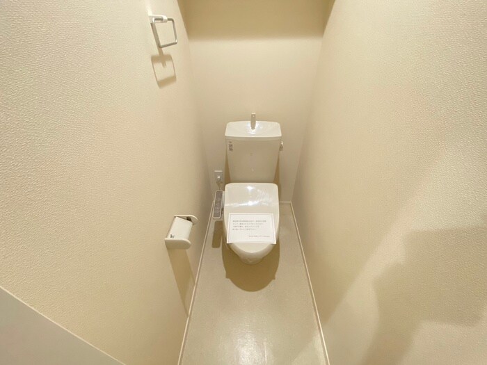 物件内観写真12　(トイレ)