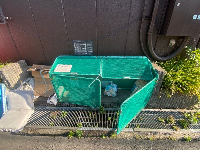 物件外観写真6　(建物設備)