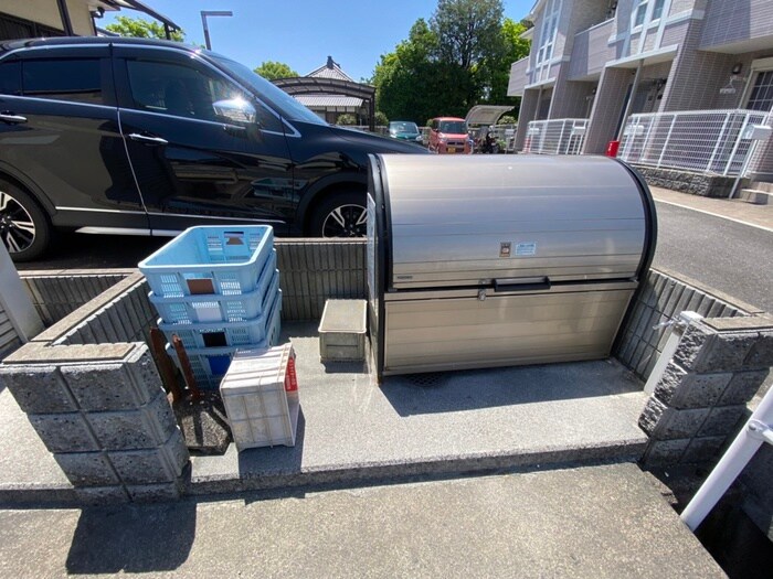 物件外観写真4　(建物設備)