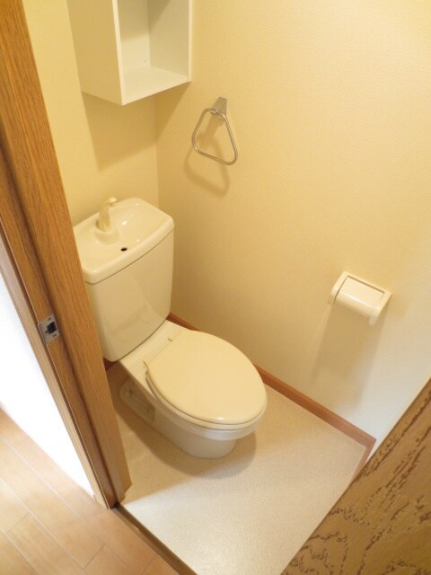 物件内観写真11　(トイレ)