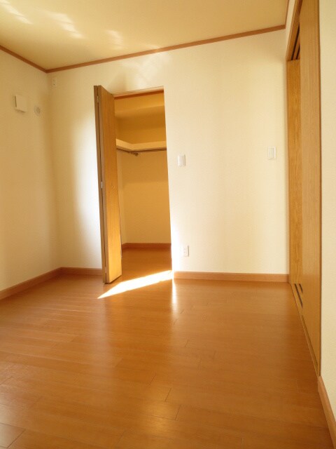 物件内観写真13　(居室)