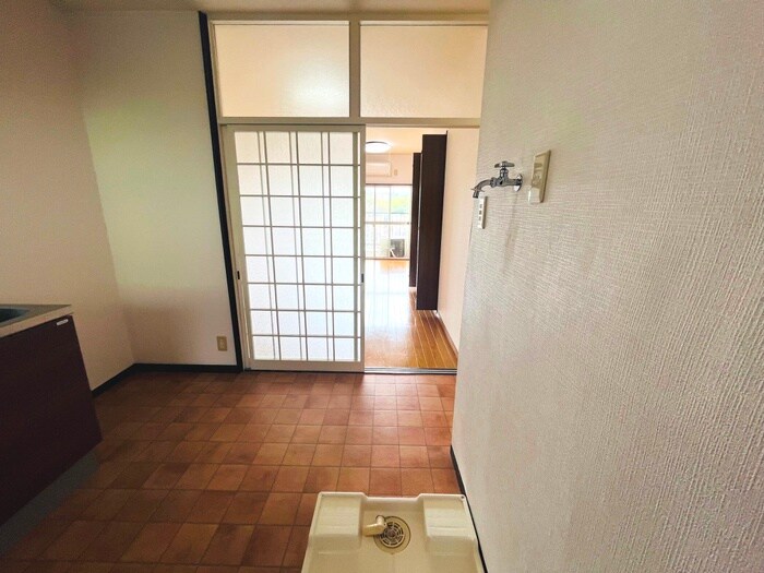 物件内観写真15　(廊下)