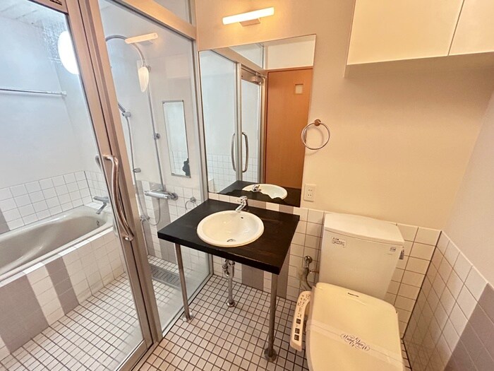 物件内観写真12　(洗面)