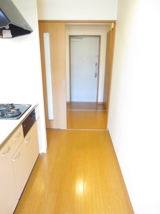 物件内観写真16　(廊下)