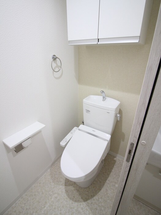 物件内観写真14　(トイレ)