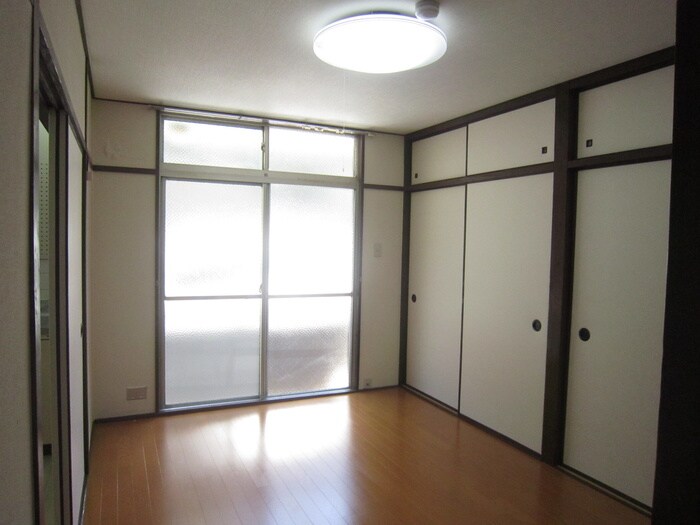 物件内観写真7　(居室)