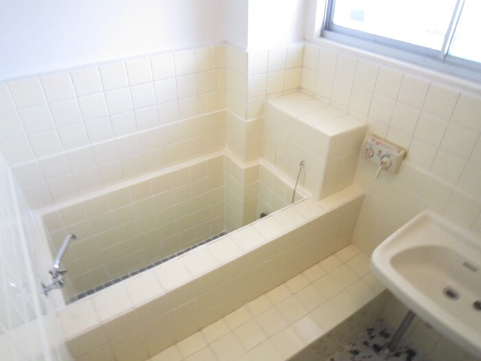 物件内観写真12　(バス／シャワールーム等)