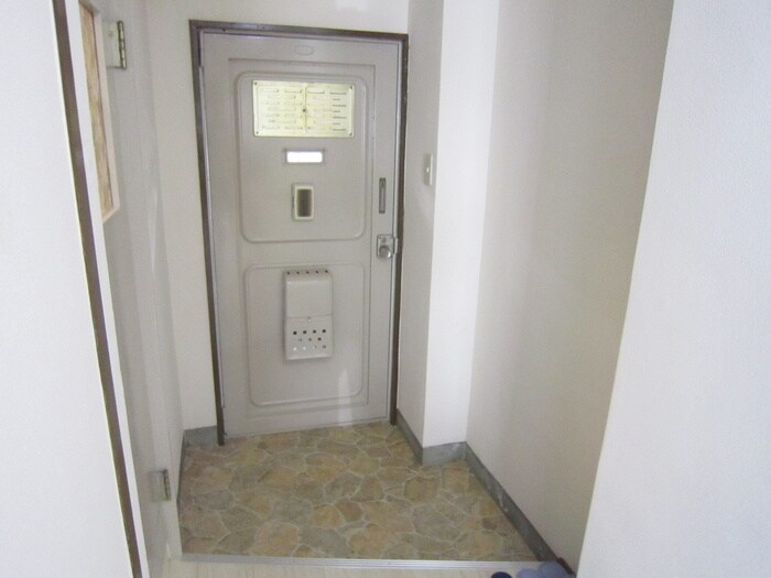 物件内観写真20　(玄関)