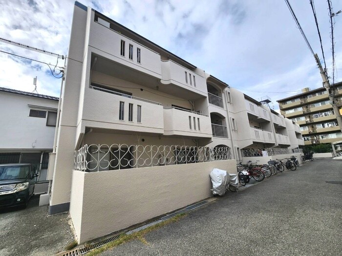 物件外観写真1　(外観写真)