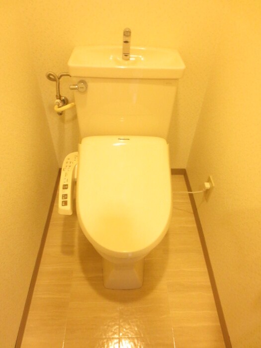 物件内観写真13　(トイレ)