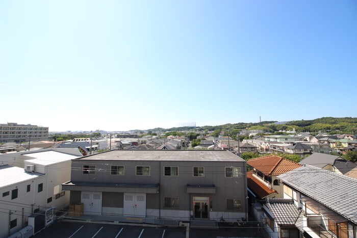 物件内観写真19　(室内からの展望)