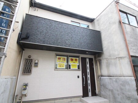富秋町２丁目貸家外観写真