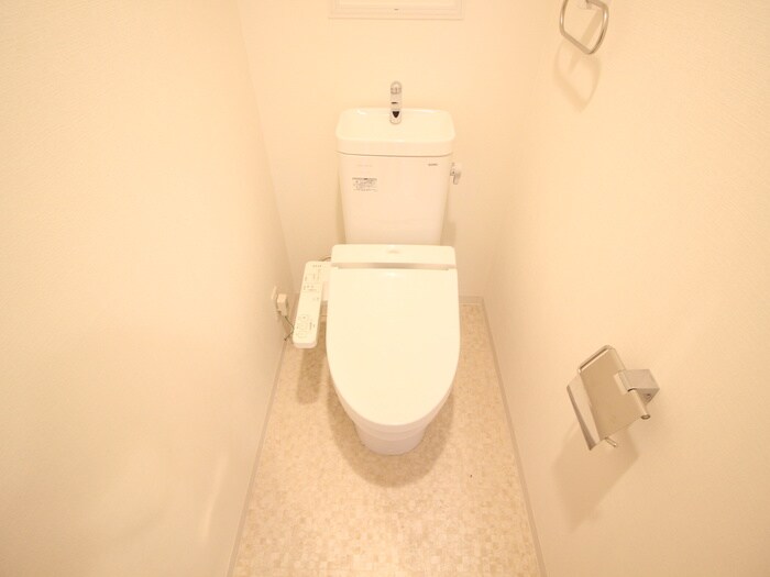 物件内観写真10　(トイレ)