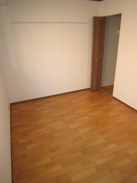 物件内観写真11　(居室)