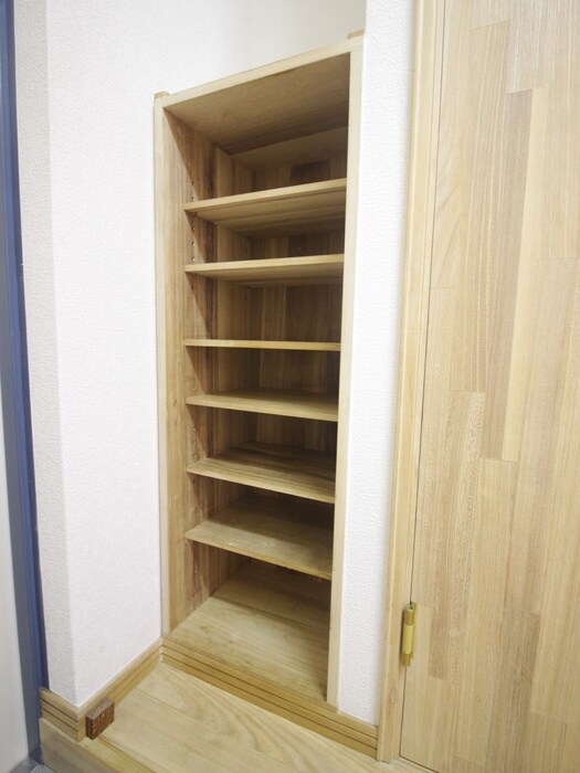 物件内観写真12　(靴箱)