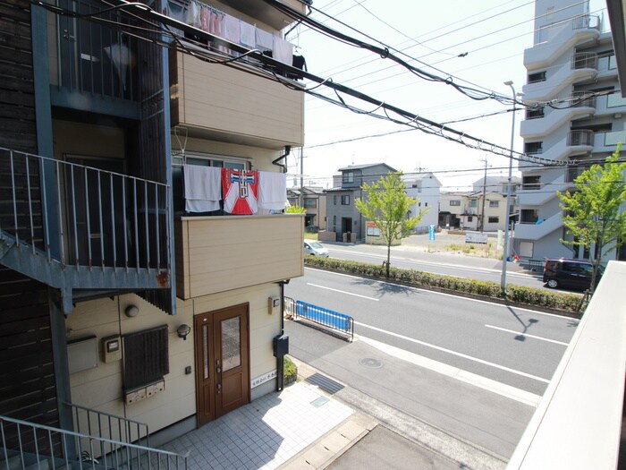 物件内観写真20　(室内からの展望)