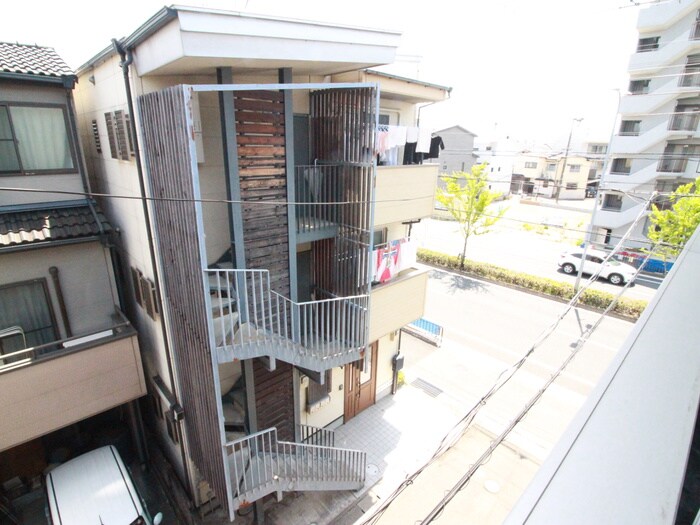 物件内観写真20　(室内からの展望)