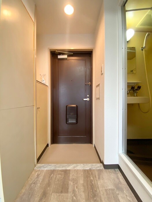 物件内観写真17　(廊下)