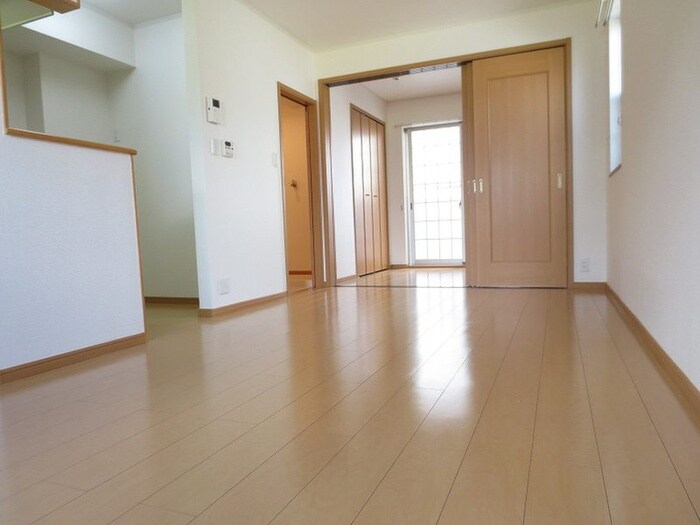 物件内観写真9　(居室)